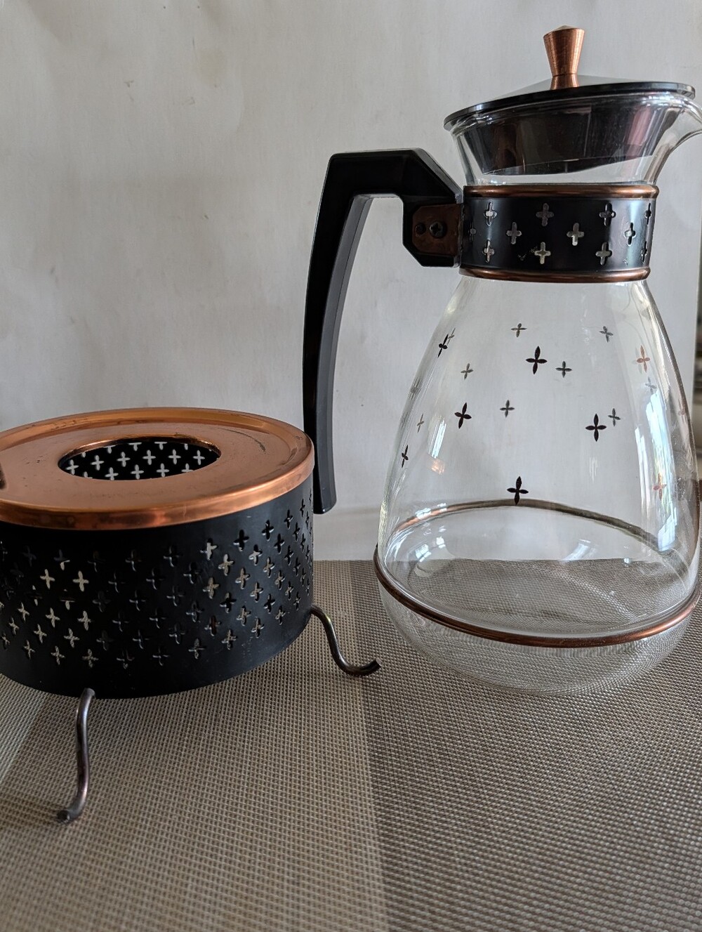 Pyrex Silas Coffee Carafe with warmer classic MCM atomic style